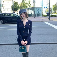 批发Chill巧儿智性巴尔曼小香风千金感修身收腰针织长袖连衣裙女