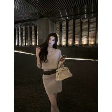 批发by onion 气质收腰包臀毛衣裙子2025秋冬新款修身内搭针织连衣裙