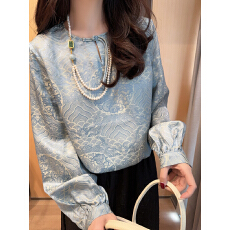 批发蓝色<b class='q'>真丝</b>提花新中式盘扣圆领上衣