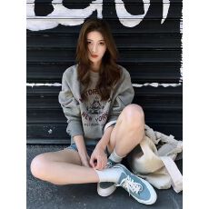 批发小个子韩系百搭内搭上衣oversize美式高街<b class='q'>休闲</b>风灰色印花卫衣