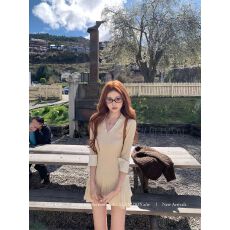 批发你的懒懒llan高智少女感软糯亲肤衬衫领假两件拼接针织<b class='q'>连衣裙</b>