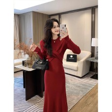 批发针织<b class='q'>连衣裙</b>女秋冬法式修身假两件纽结设计感<b class='q'>露肩</b>毛衣内搭打底长裙