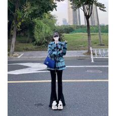 批发韩剧女主穿搭秋冬搭配一整套高级感格子<b class='q'>西装外套</b>