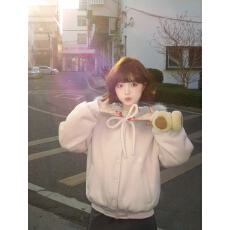 批发粉色气质<b class='q'>大</b>毛领外套<b class='q'>女</b>冬季新款蝴蝶结绑带设计感夹棉加厚毛呢上衣