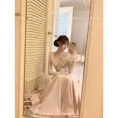 批发SISI JIANG“雪绒莓莓”千金气质蕾丝花边驼鸟毛针织显瘦连衣裙