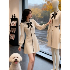 批发<b class='q'>韩国</b>轻熟御姐法式针织裙女秋冬新款高级感蝴蝶结收腰<b class='q'>连衣裙</b>女