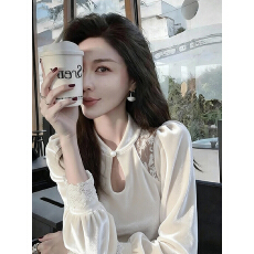 批发法式白色立领蕾丝拼接镂空丝绒<b class='q'>衬衫</b>女款秋季新款气质名媛内搭<b class='q'>衬衣</b>