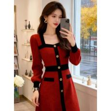 批发韩国轻奢名媛小香风圣诞敬酒红色针织连衣裙女<b class='q'>秋</b>冬小香风打底长裙