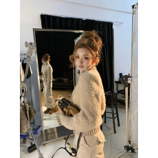 批发爆款舒适出门组菱格皮毛一体外套女加绒麂皮绒