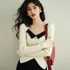 批发新款女装方领毛衣早春内搭打底针织衫独特别致法式小<b class='q'>上衣</b>