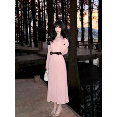 批发心动情书秋季韩系<b class='q'>性感</b>辣妹名媛气质V领针织<b class='q'>连衣裙</b>