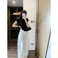 批发2026夏季时尚休闲风气质上衣搭配老爹<b class='q'>裤</b>小众正肩短袖T恤修身<b class='q'>显瘦</b>