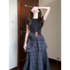 批发不规则短袖<b class='q'>连衣裙</b>子女夏季新款高级感法式气质收腰显瘦中长裙