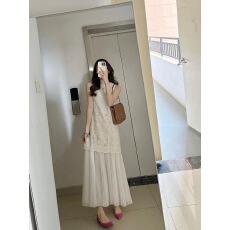 批发高级感法式复古重工<b class='q'>镂空</b>假两件百褶无袖背心<b class='q'>连衣裙</b>女气质长裙子夏