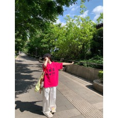 批发夏季新款宽松印花短袖T恤女上衣牛仔裤<b class='q'>套装</b>两件套