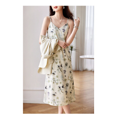 批发简约套装女2026年夏季新款时尚气质<b class='q'>西装外套</b>吊带裙两件套