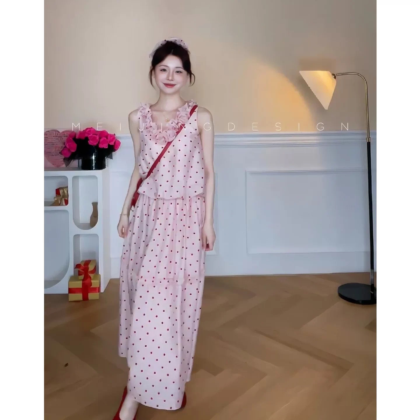 새로운 한 부서 품격 천 금빛 바람 화이트 민소매 체크무늬 드레스 아이들 허리 수축 꽃밭 미니 스커트 세트