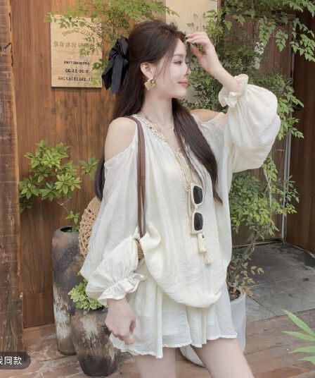 샤오 크릭 의류 한 부서 오프숄더 품격 루즈핏 느긋한 긴팔 슬림해 보이는 셔츠 치마바지 패션 세트 2325