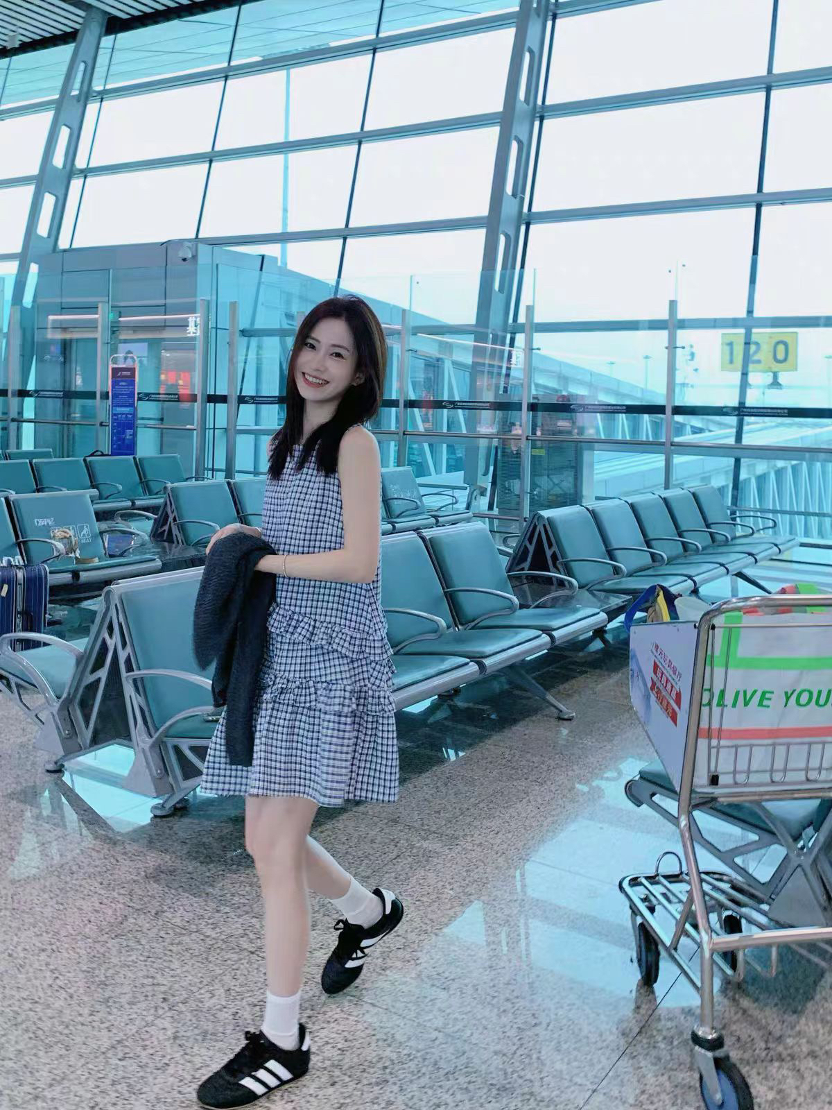 suncc 직접 만든 공항 체크 스커트 여름 캐주얼 품격 패션 레트로 민소매 ins 슬림해 보이는 드레스