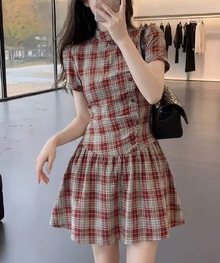 프랑스식 레트로 스타일 체크무늬 드레스 새로운 출퇴근 바람 허리 수축 슬림해 보이는 품격 여신 팬 미니 스커트
