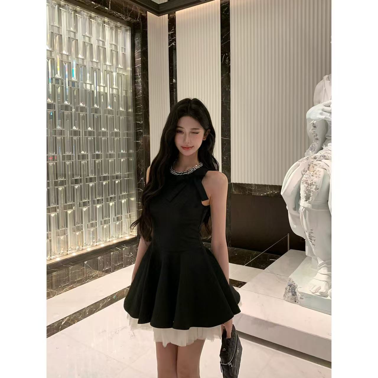 천 금빛 바람 작은 검은 드레스 여성 드레스 여름 생일 작은 행사 치마 고급 센스 민소매 조끼 스커트