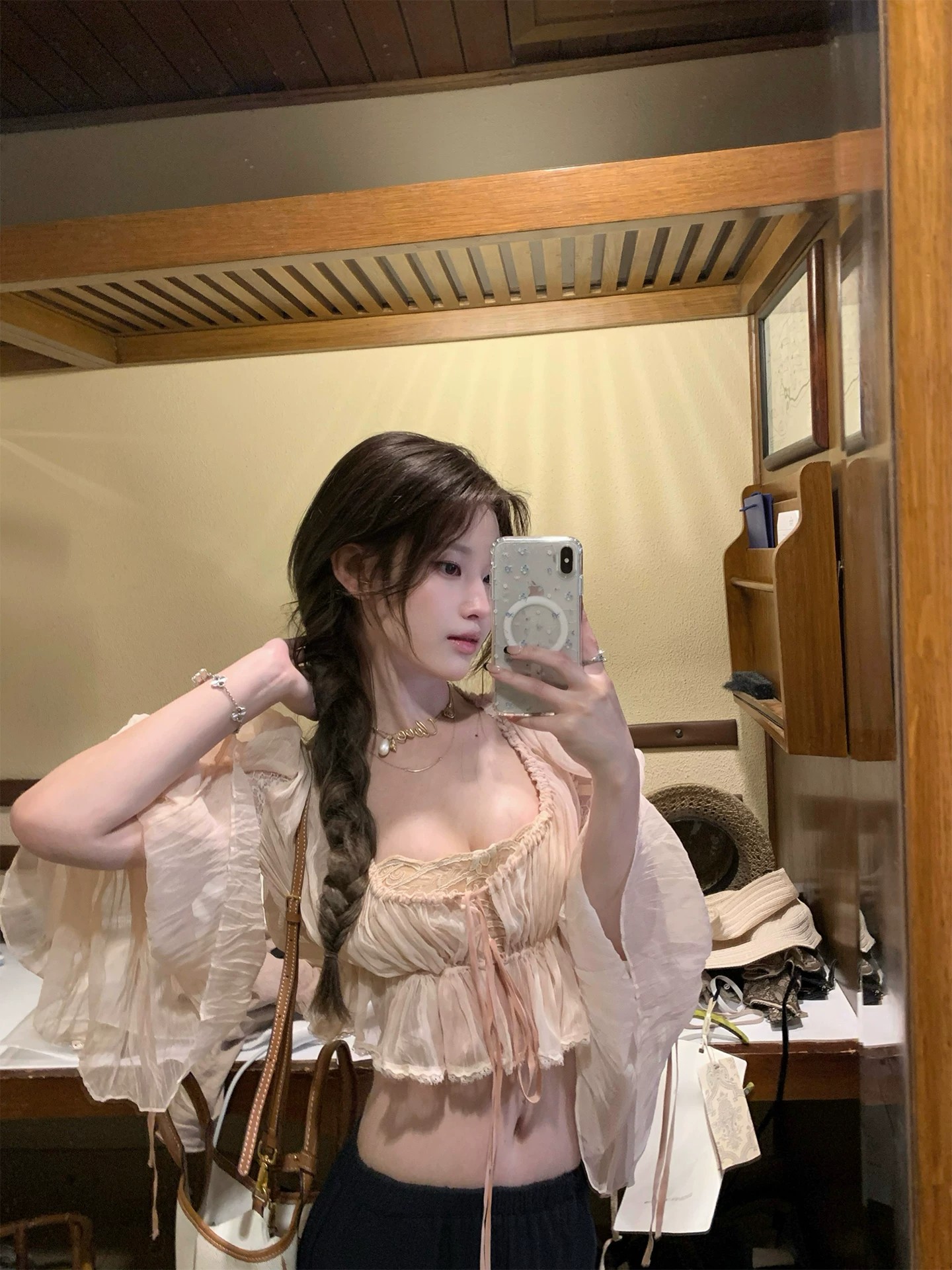 doggyqin bch10e 사설 서비스 보여주기 섹션 분말 안개 놀라다 프릴 거품 소매 쉬폰 블라우스 쇼트 스타일 맨위