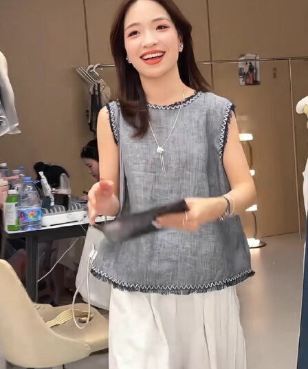 세련된 레트로 뒤로 단추 라운드 넥 민소매 레이스 조끼 여자 새로운 여름 다용도 어깨 맨위 트렌디
