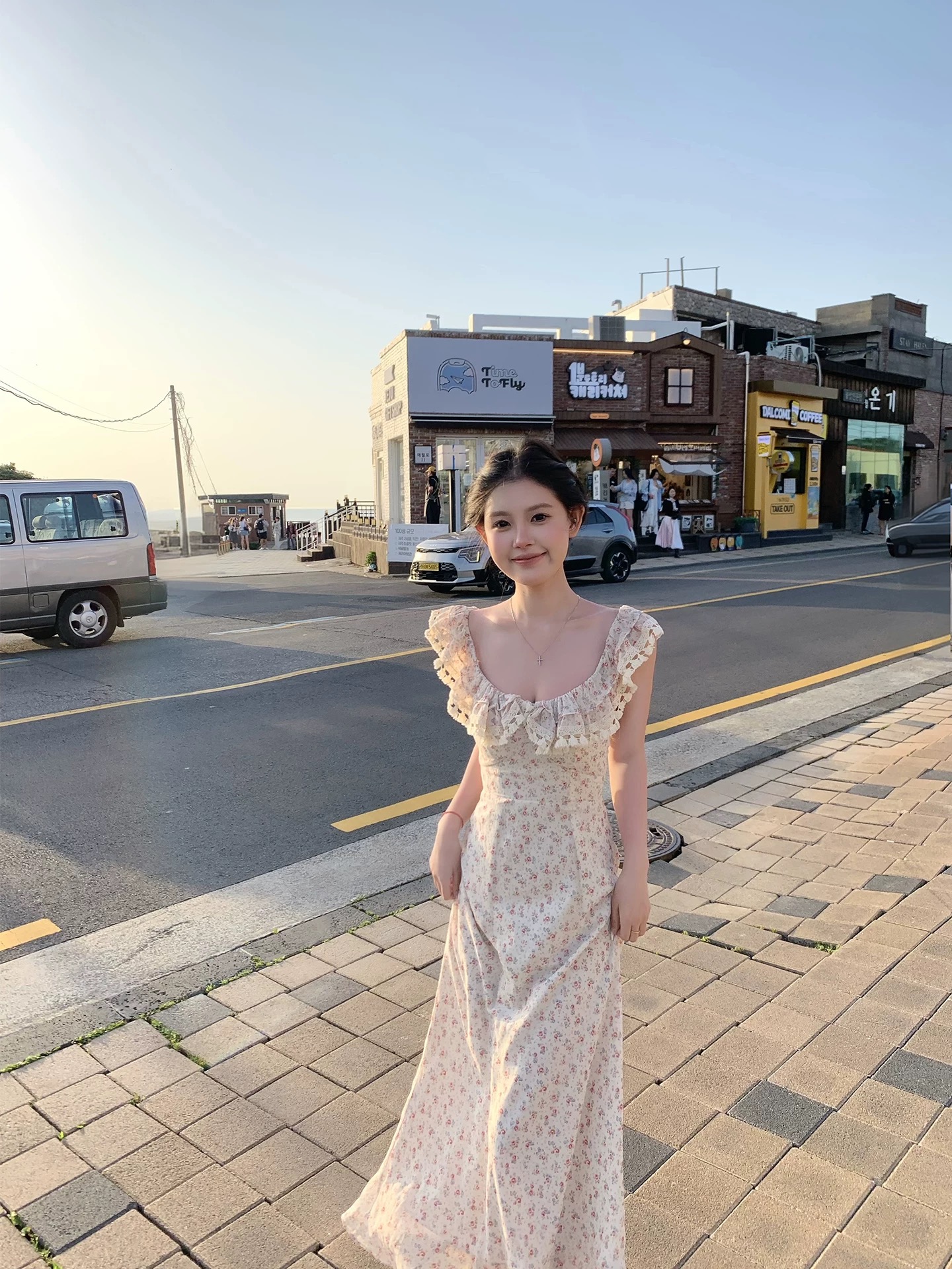 쉬폰 꽃무늬 캐주얼 미니멀리즘 프린트 부드러운 민소매 패션 몸매 가꾸기 드레스