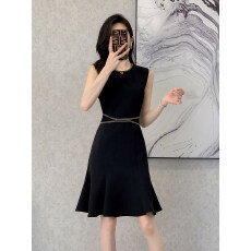 批发韩国高级感无袖冰丝连衣裙女夏季2026气质鱼尾小个子职场<b class='q'>OL</b>小黑裙