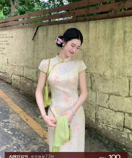 링 茜 거만한 와우 포인트 녹색 요금 새로운 중식 새틴 꽃무늬 치파오 여성 봄 여름 반팔 몸매 가꾸기 여행 드레스