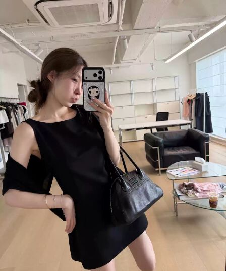 oker 챕터 쉘 정통 2026 여름 새로운 허리 수축 몸매 가꾸기 슬림해 보이는 백리스 쇼트 스타일 조끼 스커트 여성 드레스