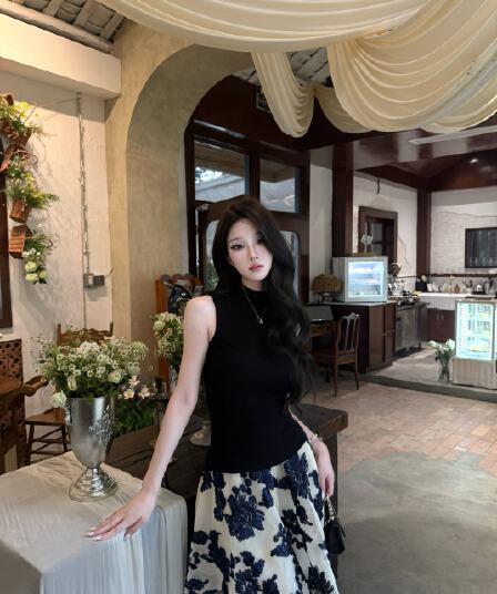 awmumu 프랑스식 명문 여성 바람 파란색 자수 꽃 반신 스커트 여성 몸매 가꾸기 슬림해 보이는 하이웨이스트 퍼프 스커트 짧은 치마