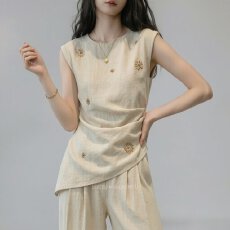批发夏季新款轻熟风花朵<b class='q'>刺绣</b>无袖背心女米白色收腰老钱风大码上衣
