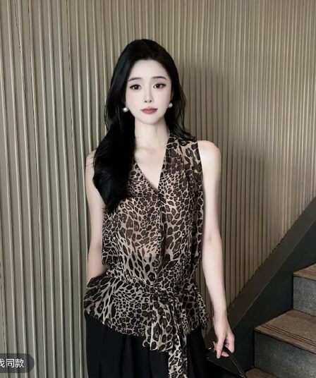 2026 새로운 V넥 흑인과 백인 그리드 조끼 여성 셔츠 허리 수축 슬림해 보이는 민소매 맨위 바지