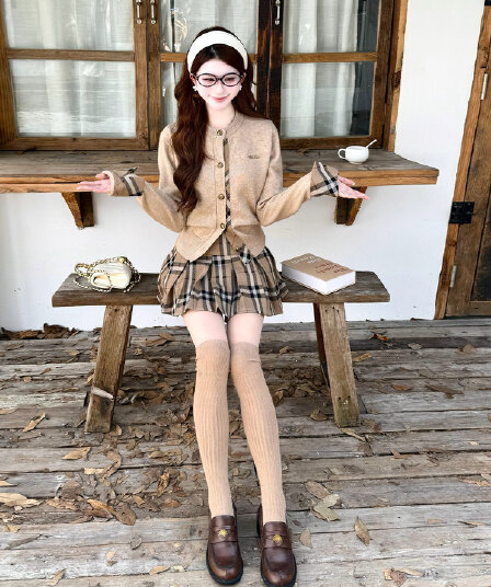 자이언트 잘 생긴 폭발 코디 전체 집합 한 부서 품격 다용도 체크무늬 패치워크 오픈 가디건 슬림해 보이는 플리츠 미니 스커트