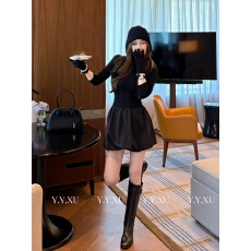 批发媛媛女<b class='q'>明星</b>的生日会黑色连衣裙女2026新<b class='q'>款</b>花苞裙女针织连衣裙