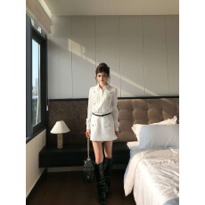 批发越韩小鱼Musefish 法式氛围 高级白色<b class='q'>衬衣</b><b class='q'>连衣裙</b>女气质拿破仑短裙