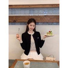 批发黑色波点假两件<b class='q'>长袖</b>针织开衫女早秋季修身显瘦短款毛衣外套上衣