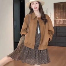 批发小个子咖色<b class='q'>短</b>款皮夹克上衣早秋新款法式爆款美式复古<b class='q'>外套女</b>装