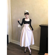 批发桃可了午后芭蕾法式方领<b class='q'>长袖</b>针织拼接连衣裙女秋收腰显瘦长裙