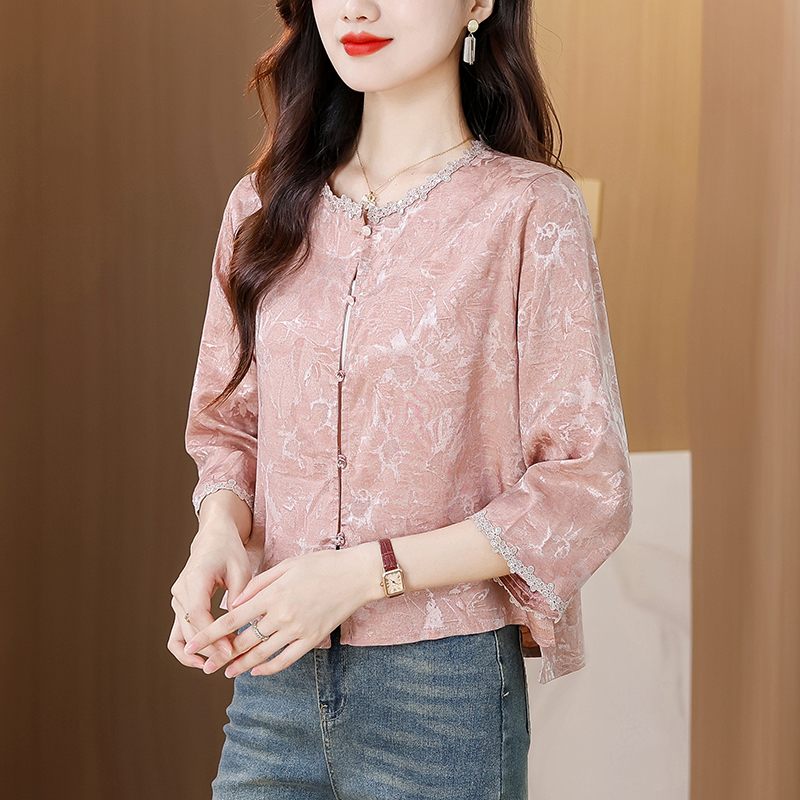 2026 새로운 캐주얼 루즈핏 쇼트 스타일 여성 코트 작은 키 품격 라운드 넥 새틴 자카드 디자인 반팔 맨위