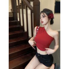 批发纯欲别致甜辣妹露肩无袖短款露脐上衣性感斜肩红色<b class='q'>背心</b>女夏设计感