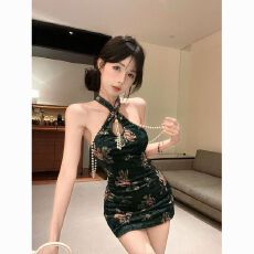 批发中式国风旗袍吊带<b class='q'>连衣裙</b>小姐纯欲<b class='q'>性感</b>脖包绝美裙子司藤废土抹胸