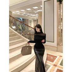 批发实拍实价 纯欲一字肩长袖T恤秋冬<b class='q'>打底衫</b>高腰<b class='q'>中长款</b>鱼尾裙包臀裙