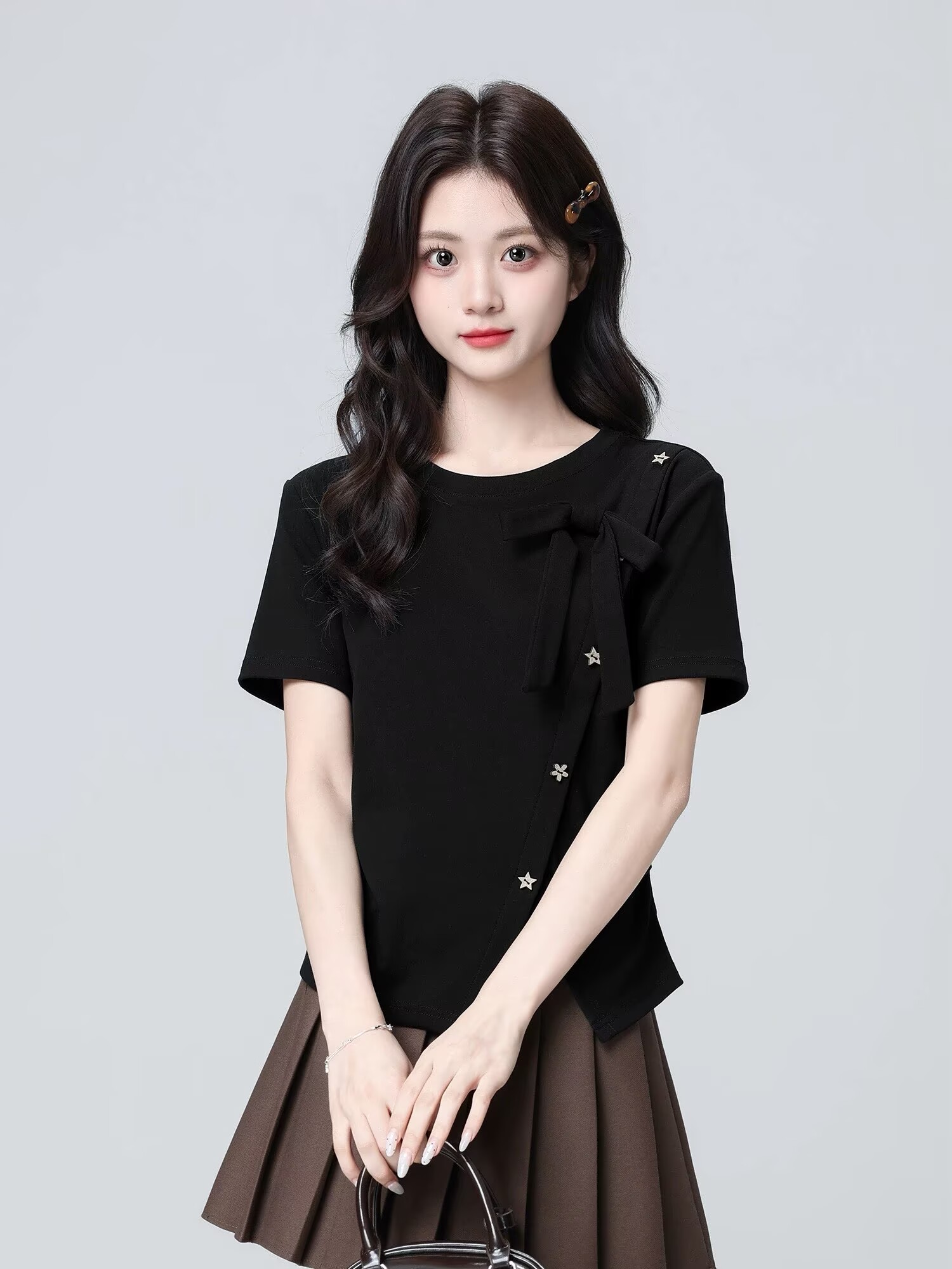 검정색 라운드 넥 반팔 t2026 새로운 나비 매듭 트임 불규칙 긍정적 인 어깨 의류