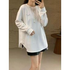 批发白色加绒长袖t恤女秋冬新款韩版宽松字母贴标开叉内搭打底衫上衣