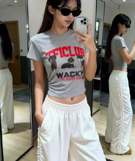 차가운 핫걸 한 부서 ootd2026 봄 아모이 ins 조수 브랜드 개 허리 수축 쇼트 스타일 티셔츠 패션 작은 조각 슬림해 보이는 다크