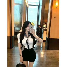 批发法式V领飘带五分<b class='q'>袖</b>t恤女御姐风气质夏装2026新款修身纯欲绝美<b class='q'>上衣</b>