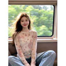 批发2026春夏超火设计感小马印花<b class='q'>打底</b><b class='q'>上衣</b>女休闲舒适宽松薄款<b class='q'>打底</b>衫