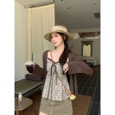 批发2026春夏碎花蝴蝶结系带背心吊带女简约百搭喇叭袖<b class='q'>开衫外套</b>两件套